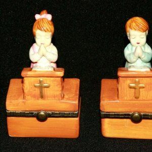 Twin boy girl communion / Christmas  boxes praying, tooth fairy